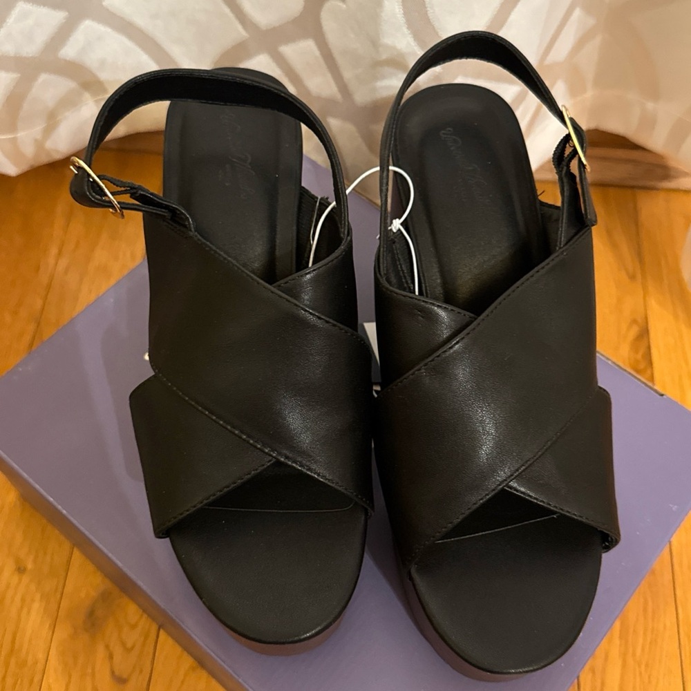 Universal Thread Black Platform Wedges - Picture 2 of 6